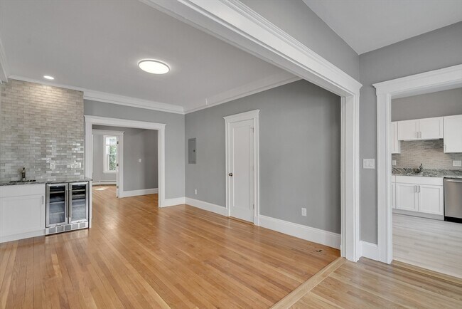 Foto del edificio - 142 Sutherland Rd