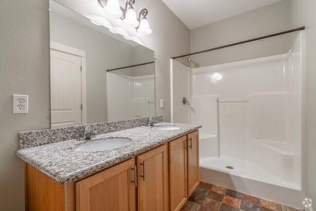 3BR, 2BA - 1,262SF Primary Bathroom - Aspen Grove Apartments