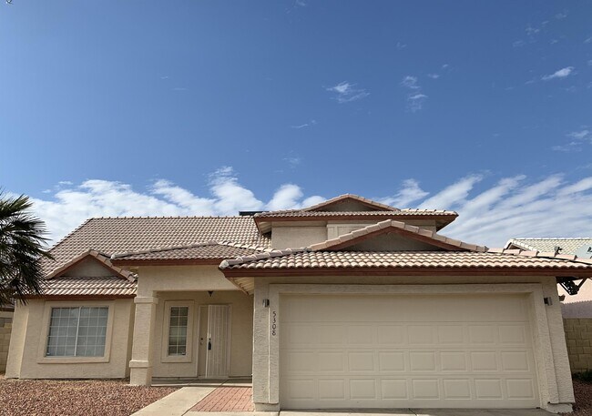 Building Photo - 8565 W Tuckey Ln