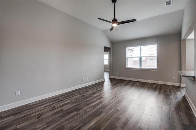 Building Photo - 925 Emerson Dr