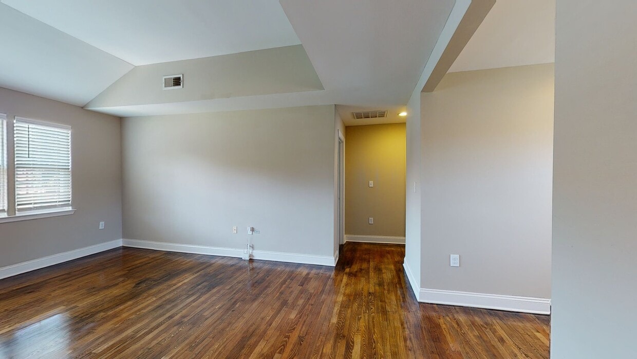 Photo - Rodgers Forge Apartments