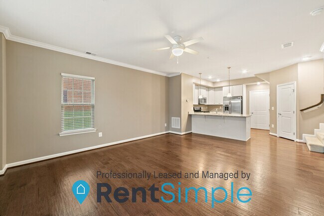 Building Photo - 13623 Rockingham Ln