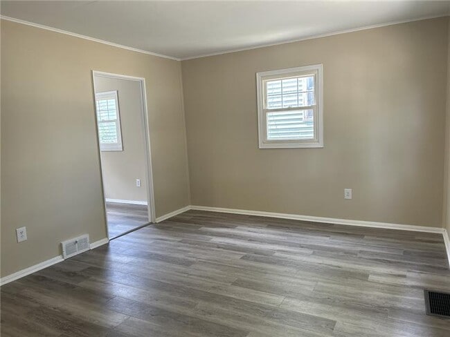 Building Photo - 2618 Alvarado Blvd