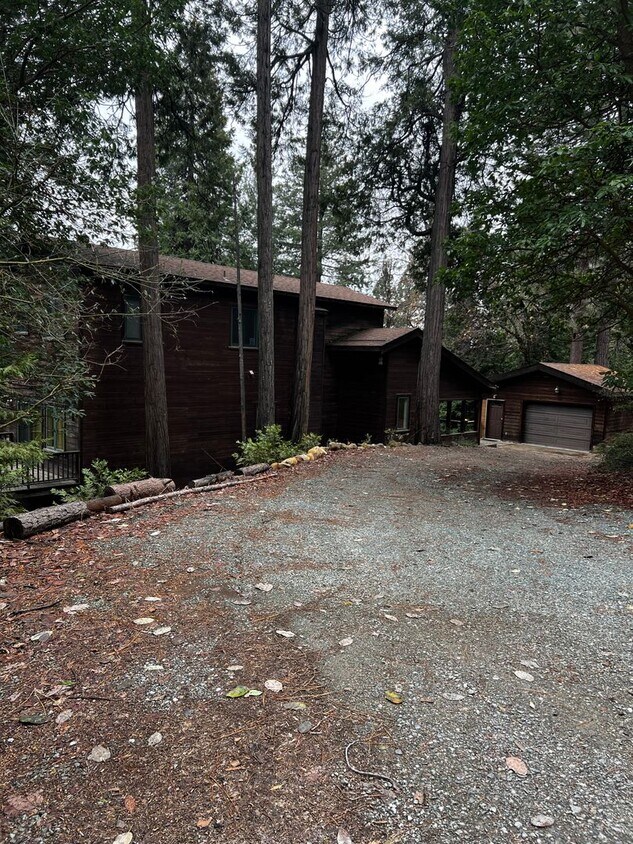 Foto principal - Large Pioneer Home