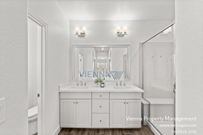 Foto del edificio - 6000 Waddington Wy