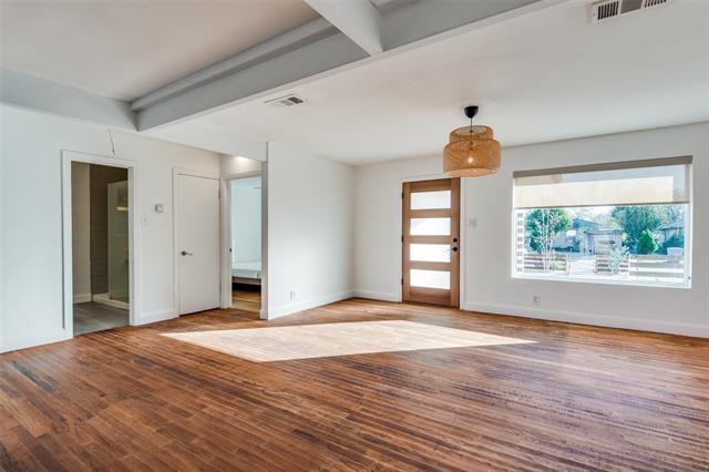 Foto del edificio - 3739 Almazan Dr