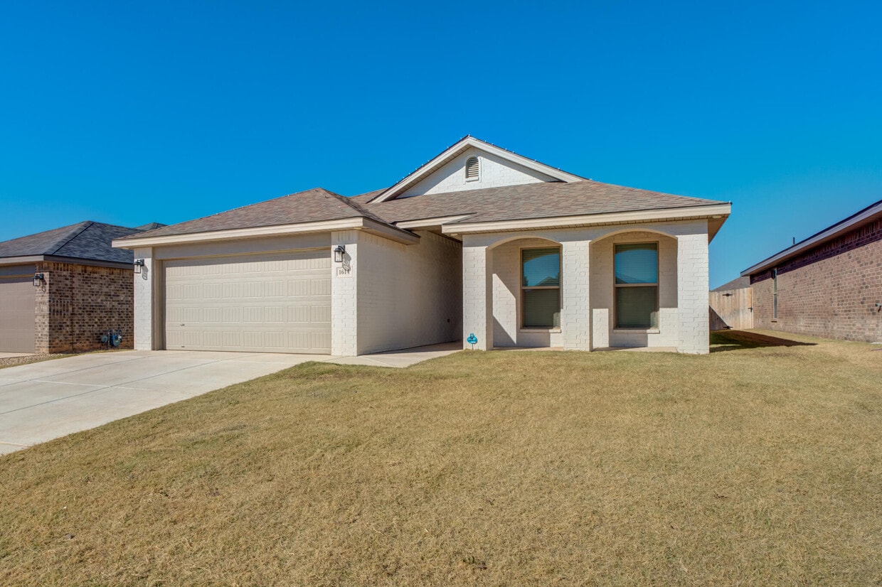 Foto principal - 1614 141st St