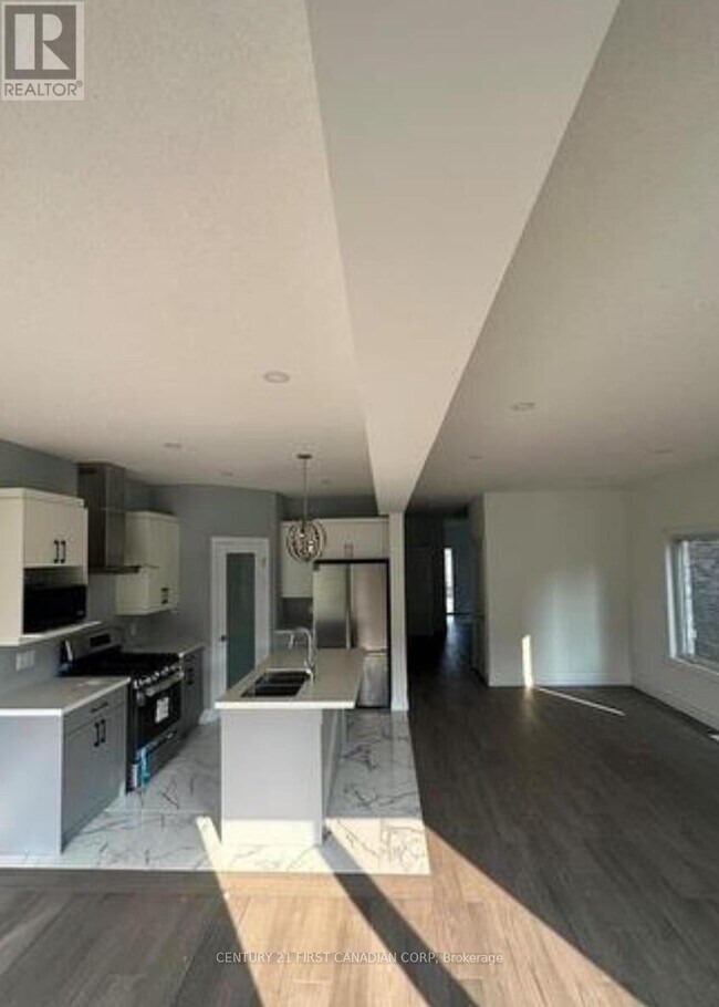 Building Photo - 2653 Bobolink Ln