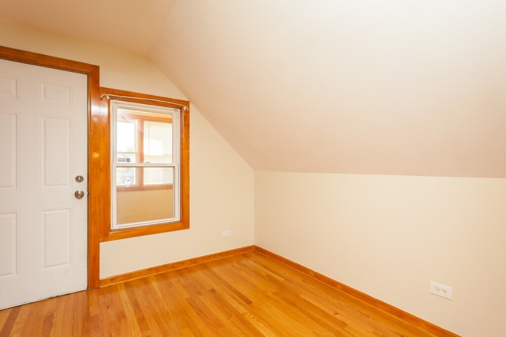 1833 N Drake Ave Unit 2, Chicago, IL 60647 Apartments in Chicago, IL