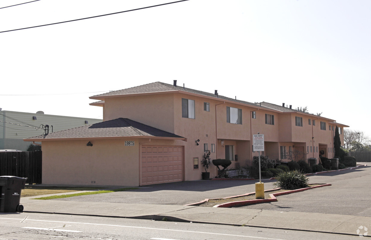 Primary Photo - 19875 Meekland Ave