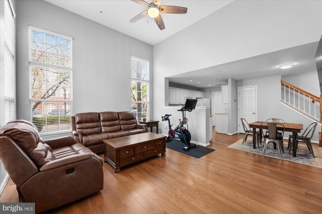 Photo - 4910 Barbour Dr Townhome