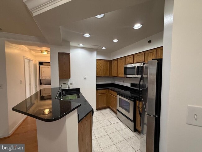 Building Photo - 1230 23rd St NW