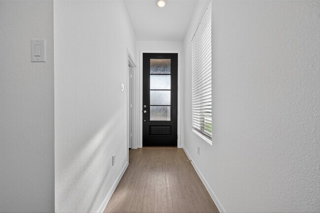 Foto del edificio - 6411 Laguna Terra Dr