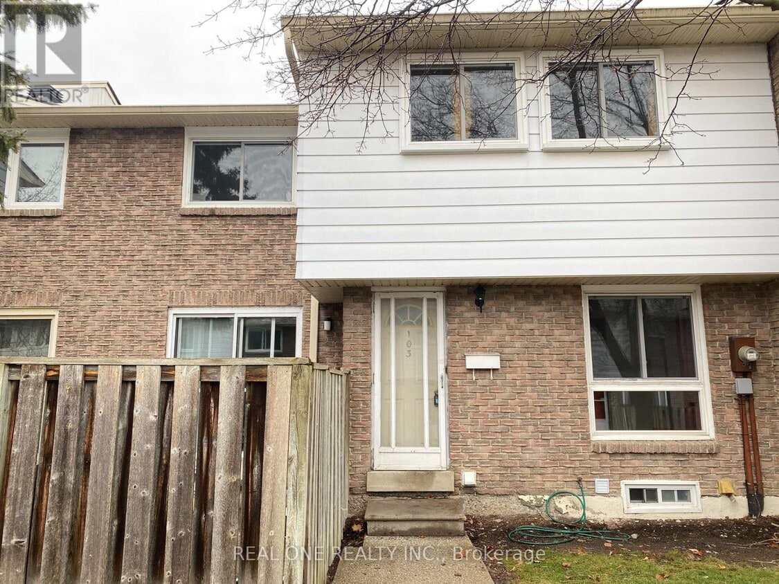 Primary Photo - 103 Rock Fern Way