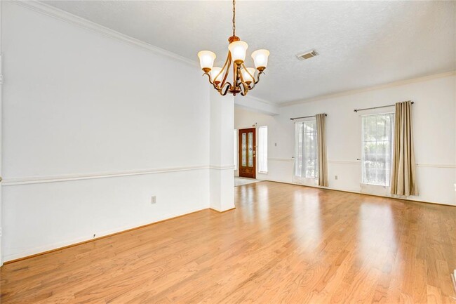 Building Photo - 1230 Manchester Cir