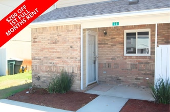 Building Photo - 2 Cinderella Ln NW