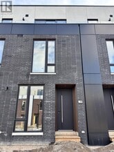 Building Photo - 98 Everett Cmn