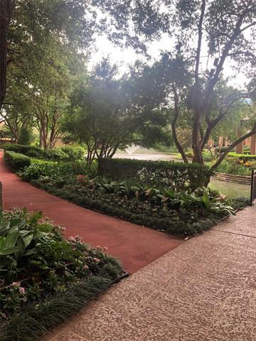 Foto del edificio - 5200 Keller Springs Rd