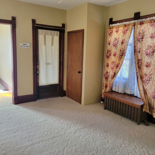 Foto del edificio - 211 E Main St