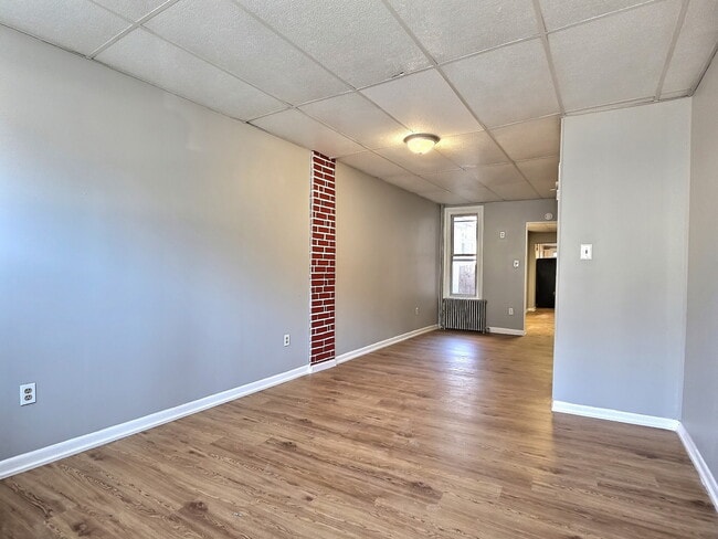 Foto del edificio - 1354 Cotton St