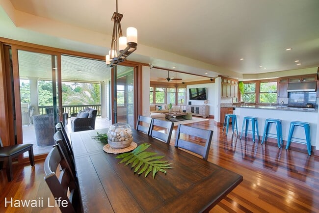 Building Photo - 7 br, 4 bath House - 3679 Kaweonui Road