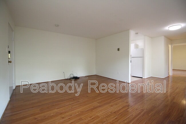 Building Photo - 1511 S George Mason Dr