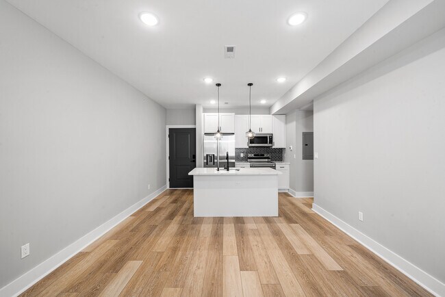 Foto del edificio - 2820 W Diamond St