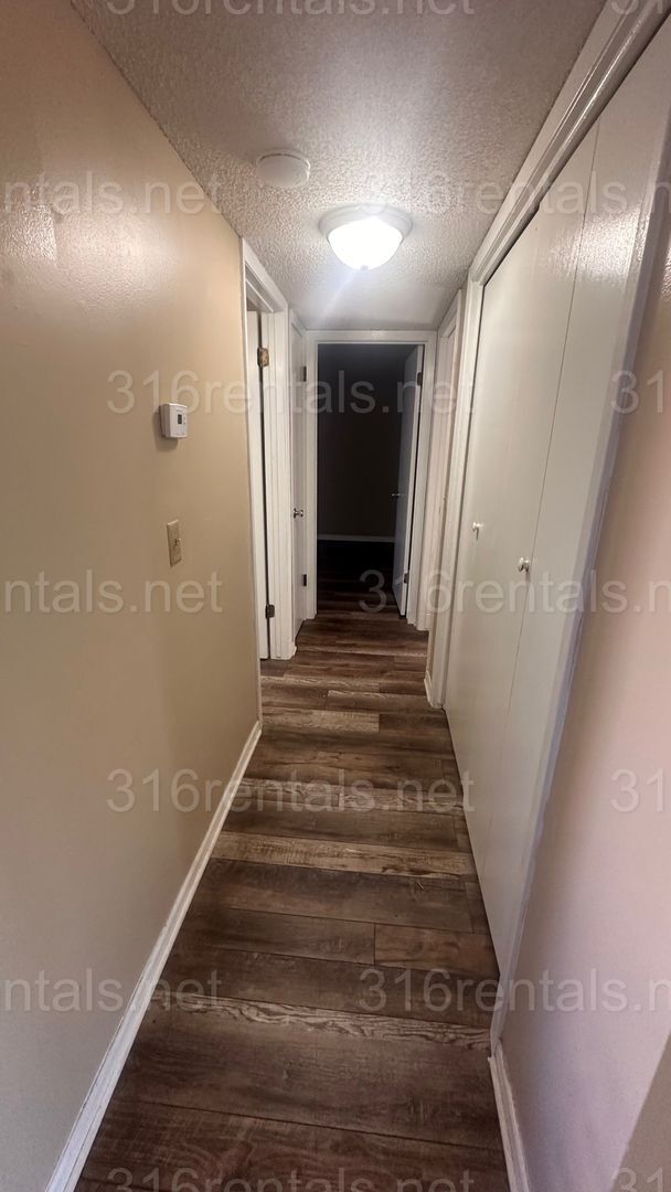 Foto del edificio - $800 - 2 bed 1 bath - Apartment