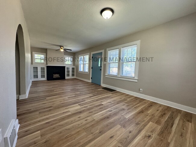 Building Photo - Don’t miss your chance on this one-of-a-ki...