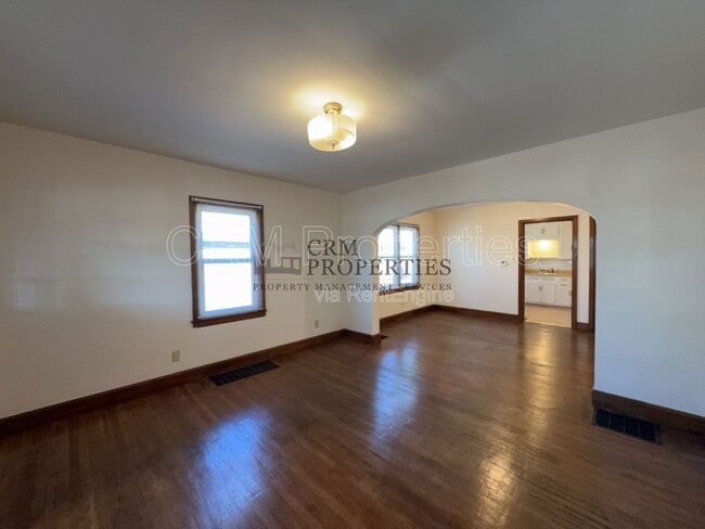 Foto del edificio - 933 N Linwood Ave