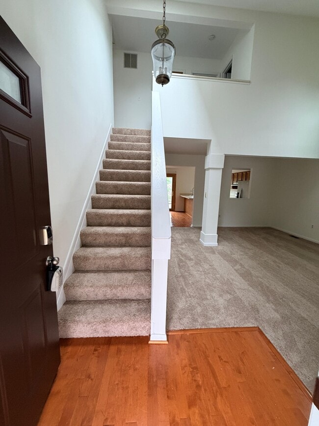 Building Photo - 6319 Raritan Ct