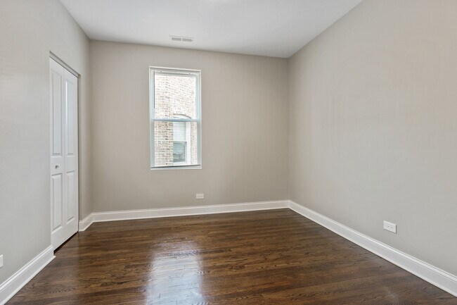 Building Photo - 1414 N Central Ave