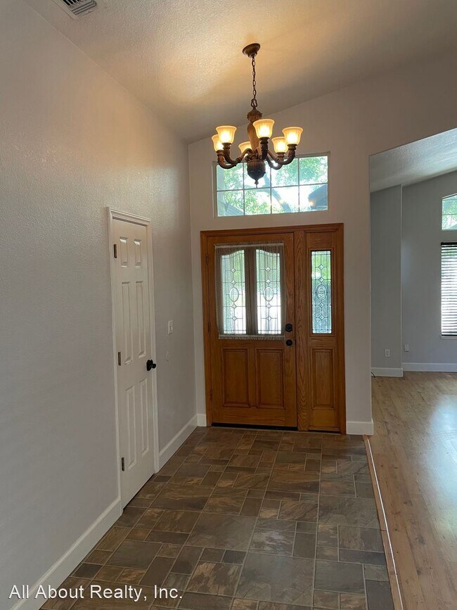 Foto del edificio - 3 br, 2 bath House - 5806 BALFOR ROAD