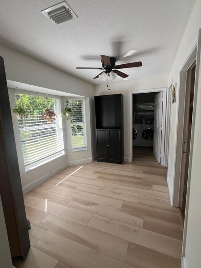 Foto del edificio - 17680 93rd Rd N