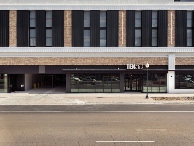 Building Photo - Ten50