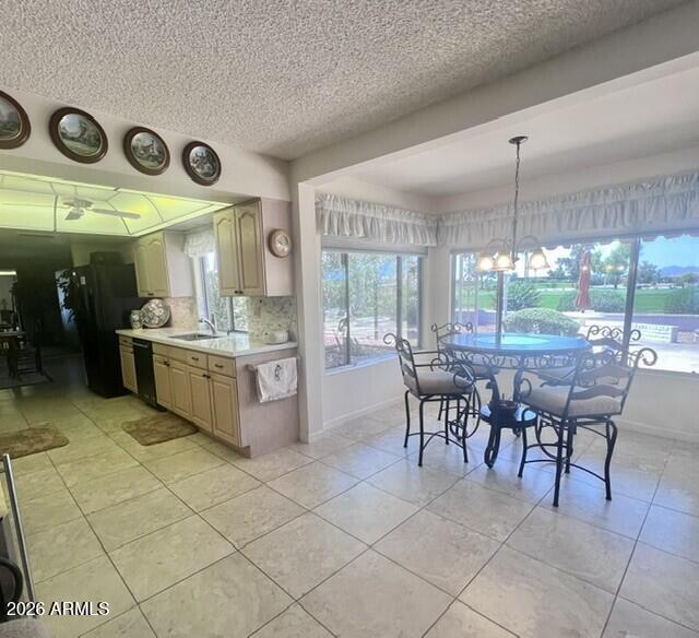 Building Photo - 11610 N Rio Vista Dr