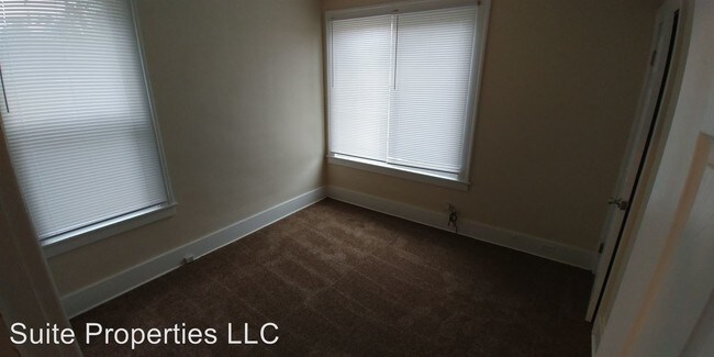 Foto del edificio - 2 br, 1 bath Apartment - 5032 W Boston Blvd