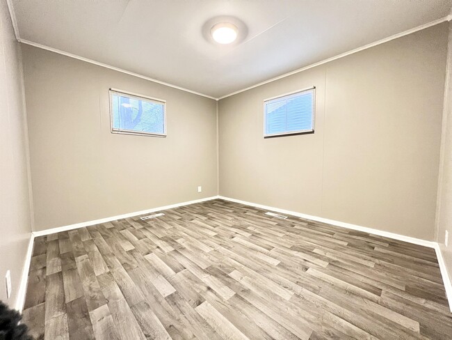 Foto del edificio - 4035 Vinton St
