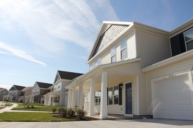 McClellan Place - Fort Riley On Post Housing