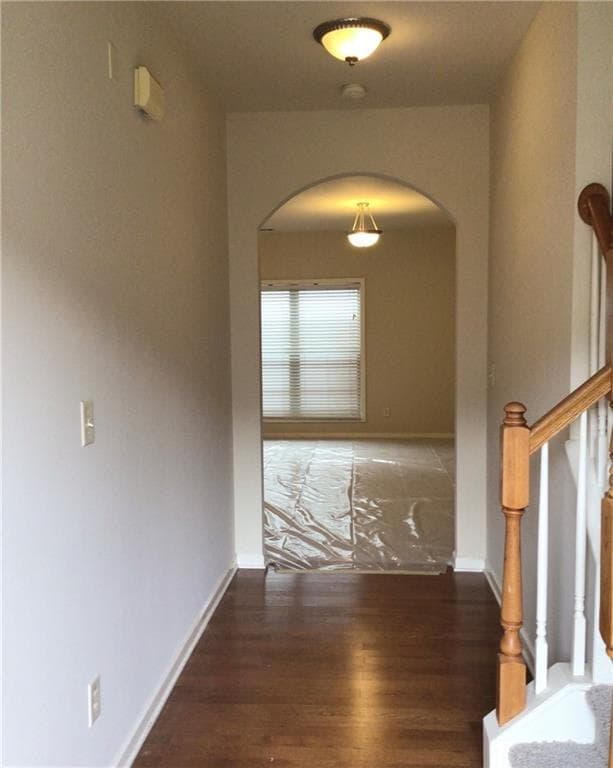 Building Photo - 6158 Thorncrest Dr