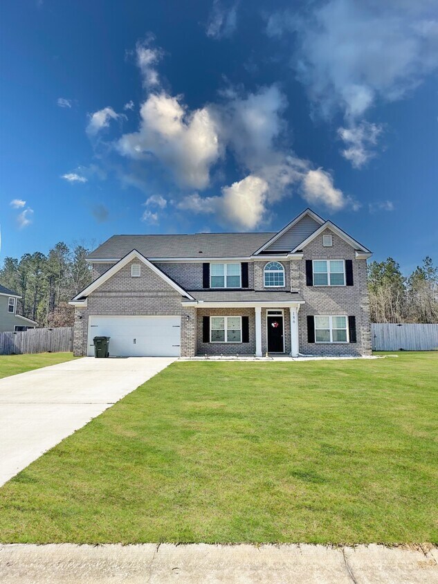 Foto principal - 186 Fairview Dr NE