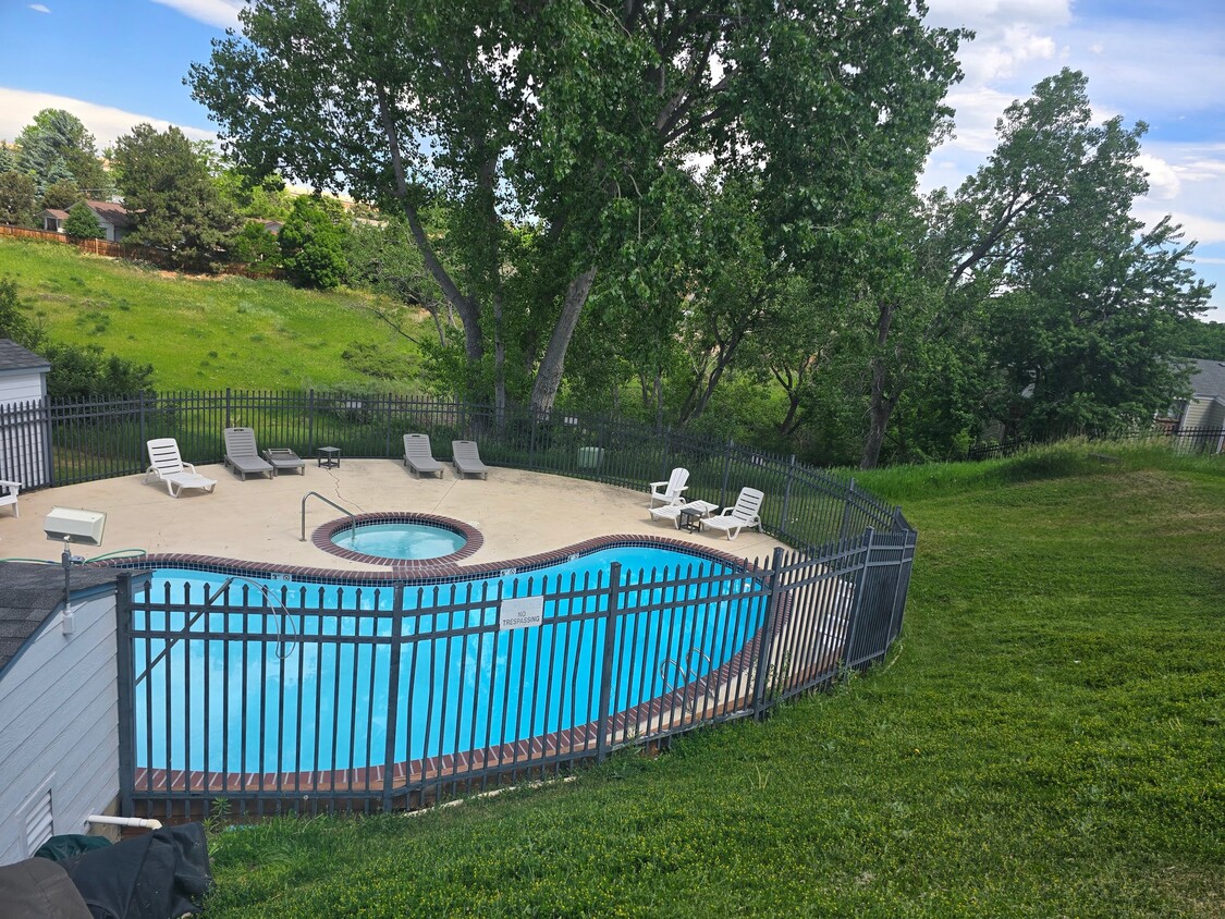 Photo - 13085 W Cedar Dr (Lakewood, CO)