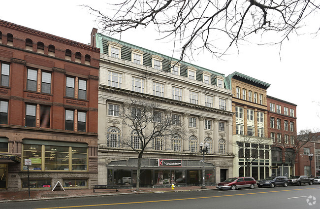 Building Photo - 280 Essex St