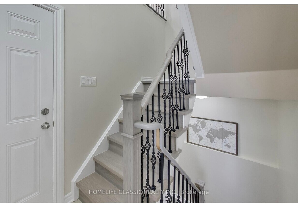 2 Cheltonwood Way, Whitby, ON L1R 0E3 Townhouse for Rent in Whitby