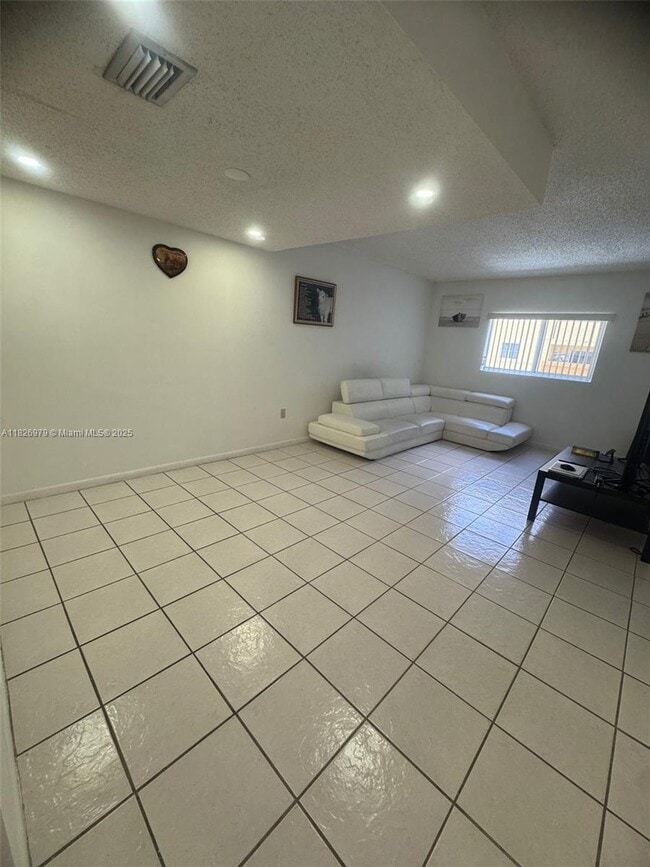 Building Photo - 8270 SW 149th Ct