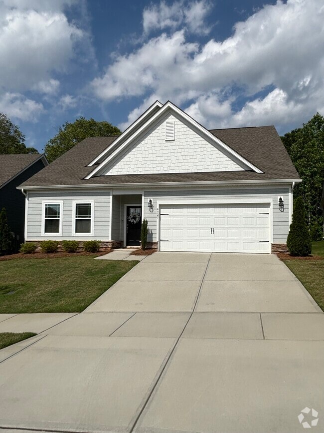 Building Photo - 4921 Helmsworth Dr