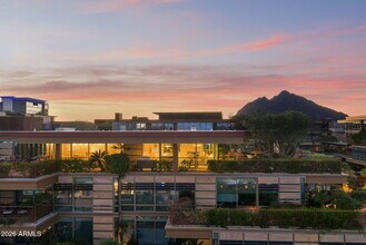 Building Photo - 7167 E Rancho Vista Dr