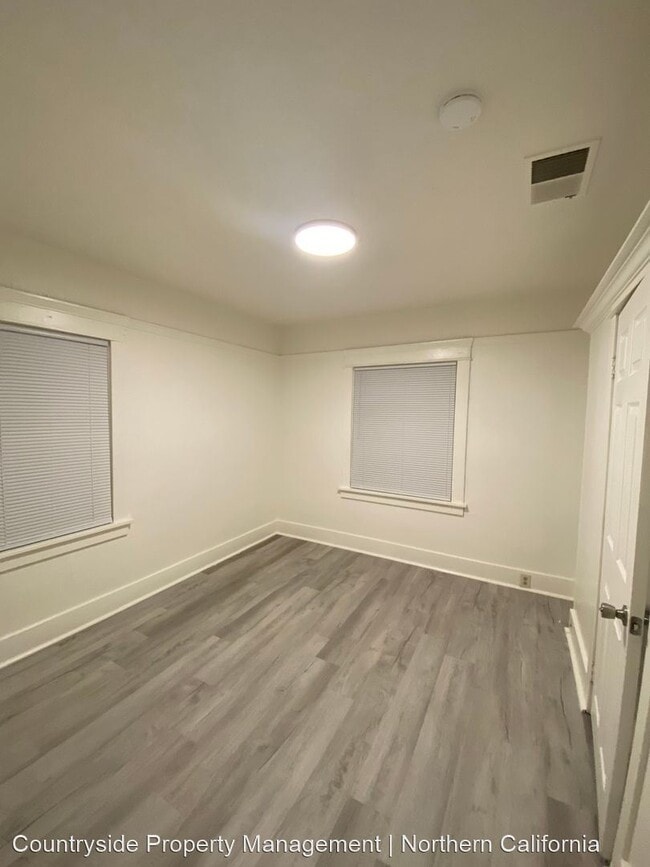 Building Photo - 2 br, 1 bath House - 3418 Stanislaus St