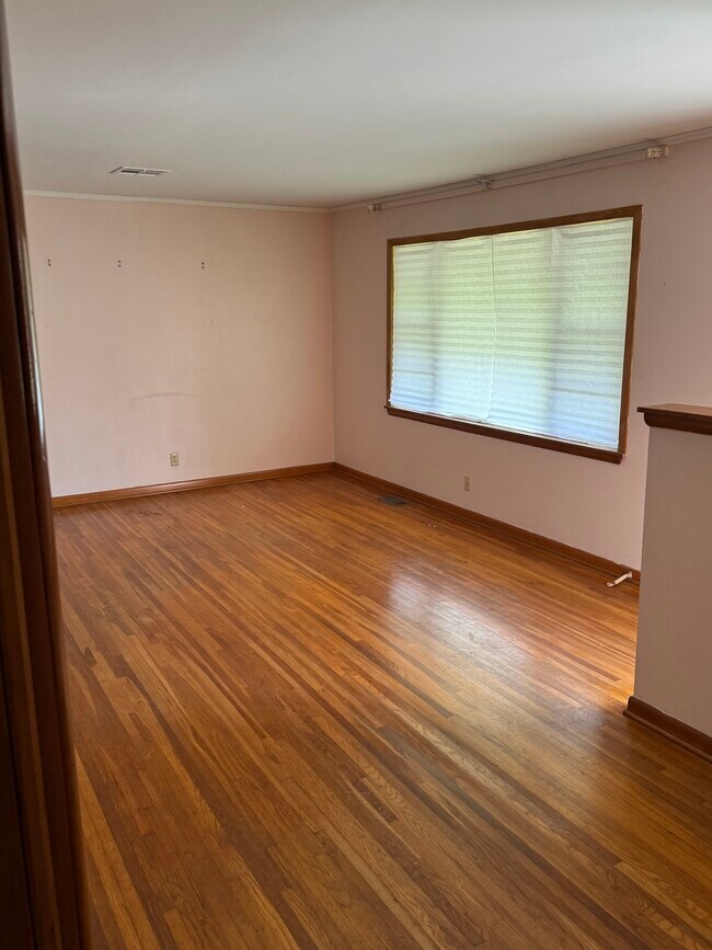 Foto del edificio - 229 E Xyler St