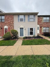 Building Photo - 11 Van Buren Pl